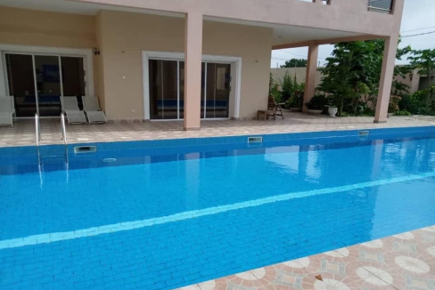 Togo 0022890238564 piscine modifier