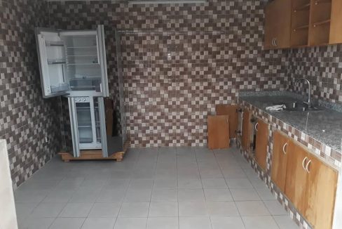 Villa à louer Abidjan 43 63 58 85 cuisine