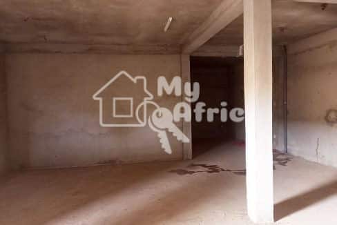 UN ENTREPÔT DE 75 M² EN LOCATION A OUAGADOUGOU QUARTIER PATTE D’OIE (3)