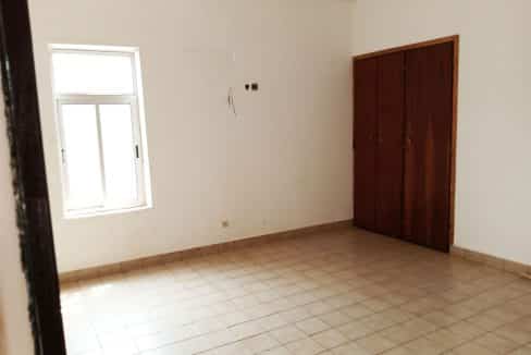 UNE BELLE VILLA DE TYPE F4 EN LOCATION A OUAGADOUGOU QUARTIER SOMGANDE (4)