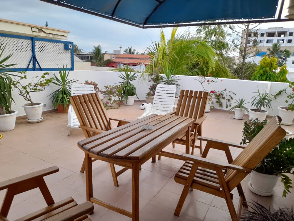 Appartement Meublé à Louer à Dakar Almadies avec une très belle terrasse Privé Aménager